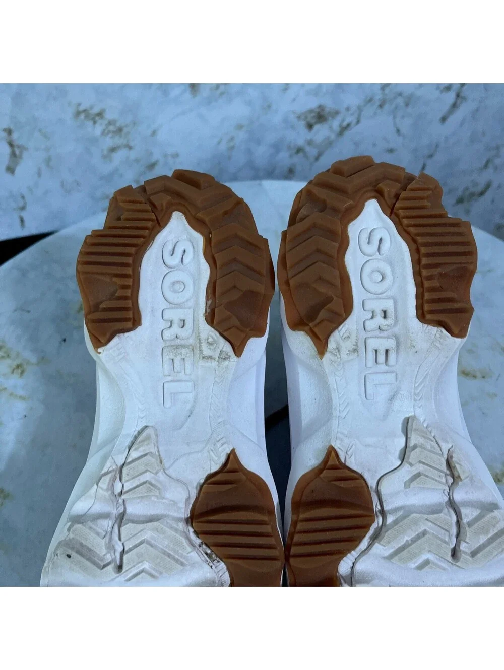 Sorel upper midsole